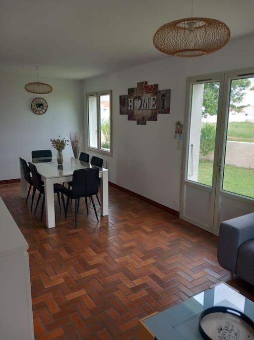 Le Château-dʼOléron Fleur De Sel D Oleron 3 Chambres מראה חיצוני תמונה
